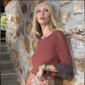 NWT Chasing Unicorns Can’t Keep it in Hand Crochet Jumper Sweater Sz M